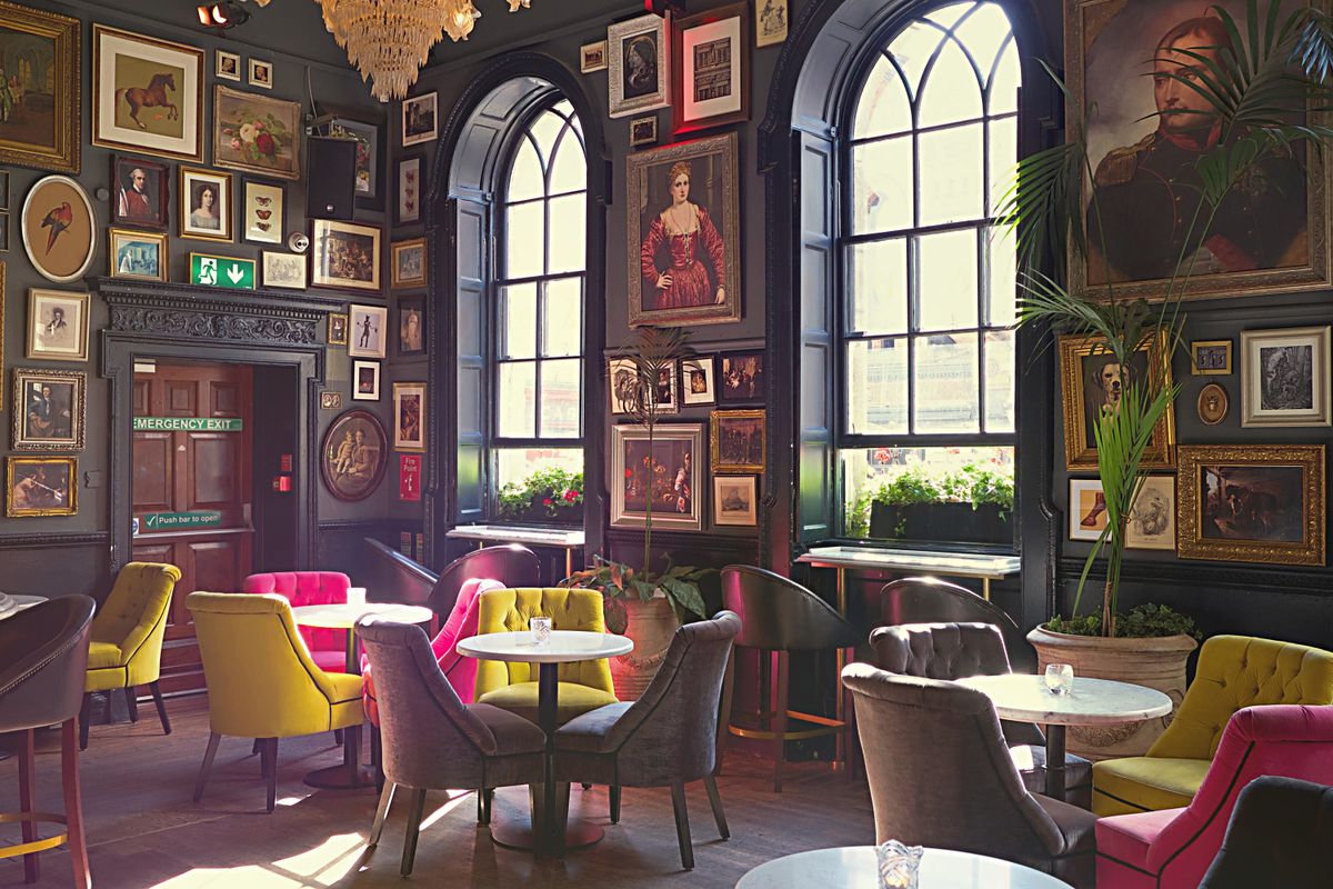 Le Petit Passy restaurant exterior or interior view - undefined dining near Roland Garros